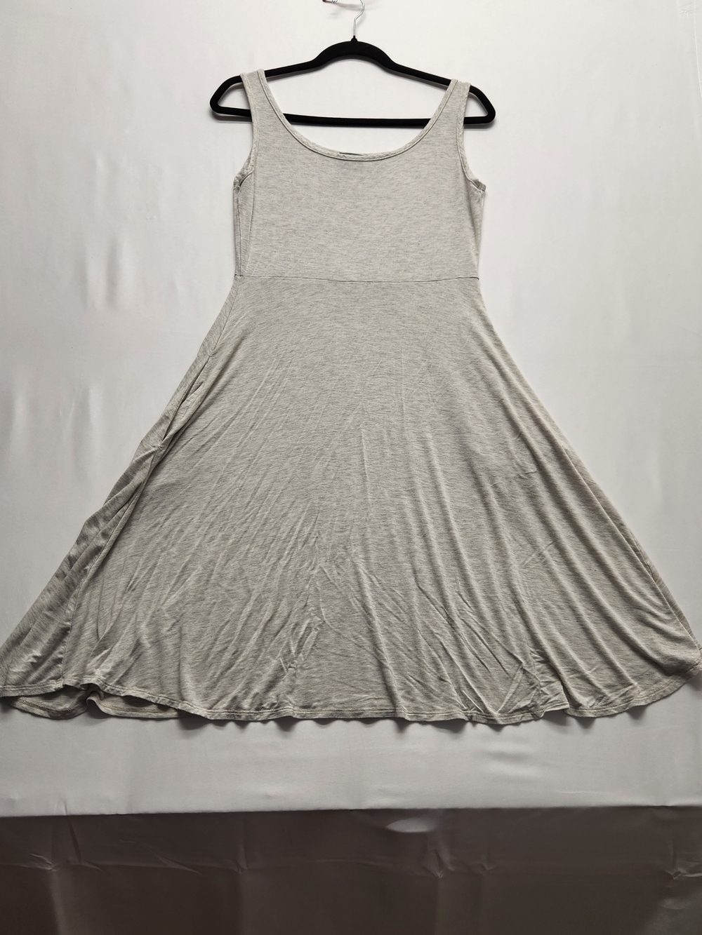 ⭐️Olivia Rae Gray Jersey Tank Skater Dress Pockets Medium Midi Casual Summer